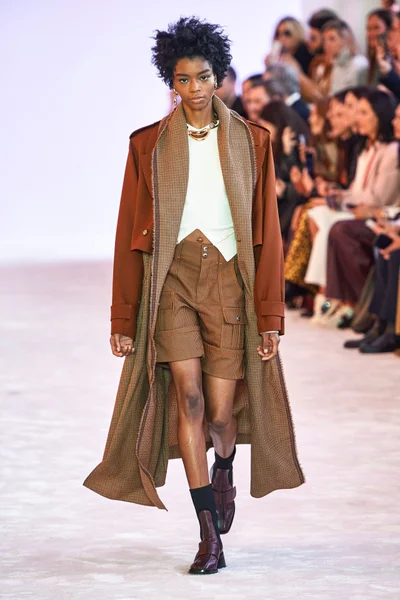 Look 20